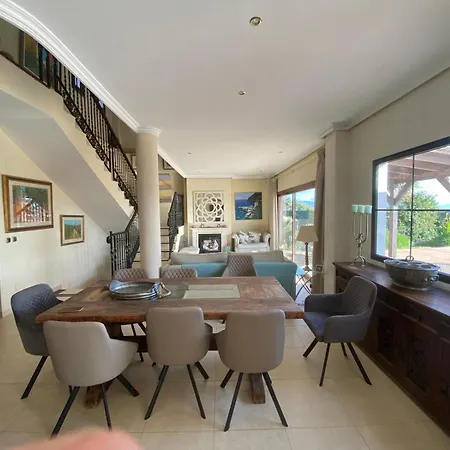 Villa Villa Romano *